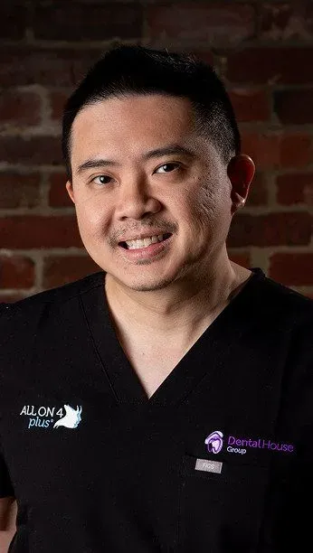 Dr Fong Yong